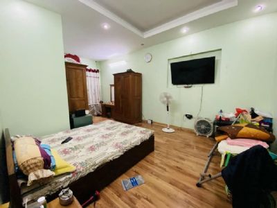 Bán đất tặng nhà đẹp Xuân La 130m2x3T mặt tiền 6,5m giá 6,6 tỷ