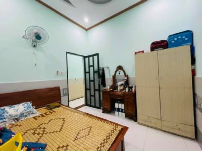 BÁN ĐẤT TẶNG NHÀ 2 TẦNG HOÀNG CÔNG CHẤT, TỪ LIÊM 60M2. MẶT TIỀN 4.8M GIÁ 3.7 TỶ. Ô TÔ CHUI VÀO NHÀ