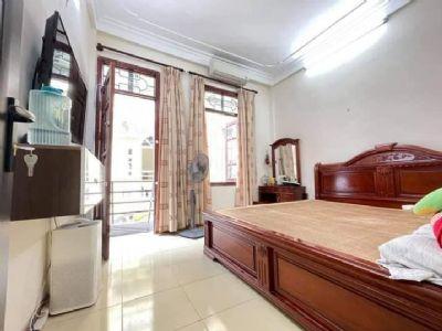 Phố Khương Đình Trung tâm Thanh Xuân Thoáng trước sau Gần Ngã Tư Sở Diện tích 36m2 Mặt tiền 3.7m