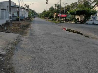 mặt tiền lộ nhựa thanh đức long hồ gần cầu cái chuối, nơi tập trung dân cư đông đúc, gần chợ