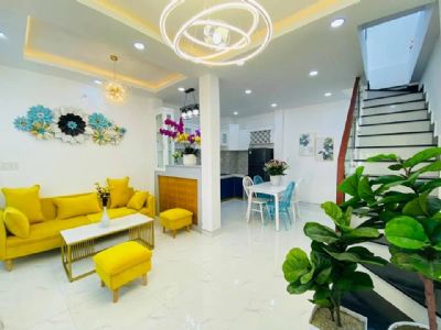 Nhà xinh không gian hiện đại ngay khu trung tâm Thị Trấn nhộn nhịp gần cầu Phú Xuân Q7