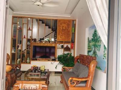 SIÊU PHẨM NGAY TRUNG TÂM KM5 tp Yên Bái 1 ngôi nhà vườn giữa trung tâm thành phố Ngay gần bờ hồ km5