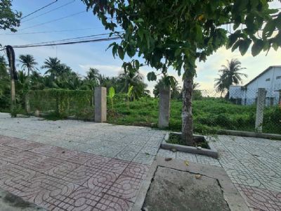 Cần tiền bán GẤP nền đất MẶT TIỀN đường 30/4; tuyến đường đẹp nhất dẫn vào thành phố Trà Vinh