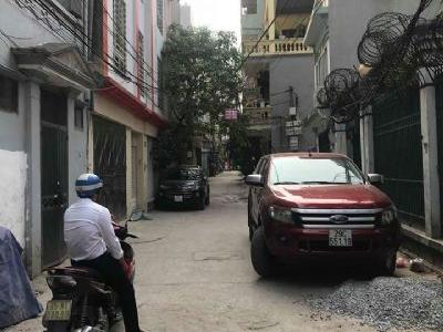 Bán nhà Nguyễn Khánh Toàn Cầu Giấy 33mx5 tầng mặt tiền 4.5m ô tô gần nhà giá 3tỷ45