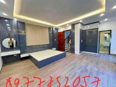 Bán nhà chính chủ  phố Khương Trung Diện tích 33m2 Giá 3.95 tỷ * 5 tầng Gần trung tâm