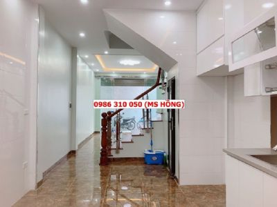 NHỈNH 5 TỶ SỞ HỮU NGÔI NHÀ MƠ ƯỚC 3 BƯỚC CHÂN RA HỒ TÂY LẠC LONG QUÂN CÁCH ĐƯỜNG Ô TÔ TRÁNH 10M