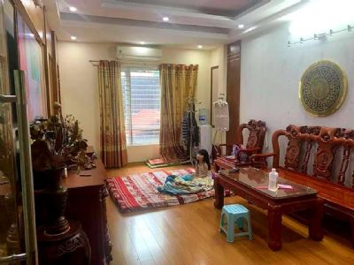 NGUYÊN HỒNG, ĐỐNG ĐA-GARA ÔTÔ, NHÀ RẤT ĐẸP  DT:  50m, 5 tầng, mặt 4 m Giá: 12 tỷ