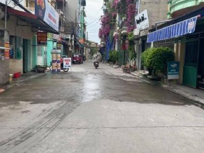 Cần bán nhà trung tâm Thị Trấn Thường Tín  Cách QL 1A 30m cách đường làm dự án QL1A 15) MT 4m