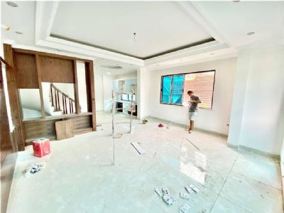Bán nhà Cầu Giấy 45m2 7 tầng mặt tiền 4,8m Nhà vip nhất khu Đang trong quá trình hoàn thiện