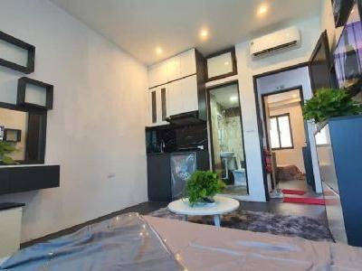 Chính chủ cần bán gấp nhà 75m2x7T, MT4.5m, tại Hoàng Cầu , Đống Đa, Ô tô tải tránh.
