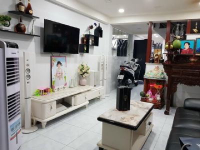 nhà bán phường 7Q8 pham thế hiển dt 3.5×12 một trệt 2 lầu 4 phòng 3 tole..shr hoàn công đầy đủ