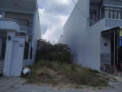 Bán đất mặt tiền đường kênh tỉnh đội phường 8 Diện tích 6,3 x 45m Dân cư đông đúc nhộn nhịp