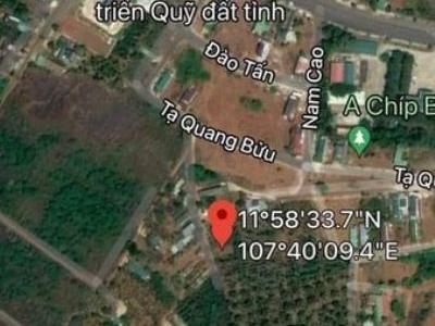 Nhà em còn lô đất ở T6 Nghĩa Tân. Gần chợ, trường học, đất bằng.  Diện tích 6*30 - 50 thổ cư.