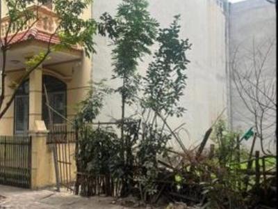 Chính chủ cần bán Nhà 3 tầng tổ 18 phương lâm, thuận lơih kinh doanh buôn bán. 3.xxx