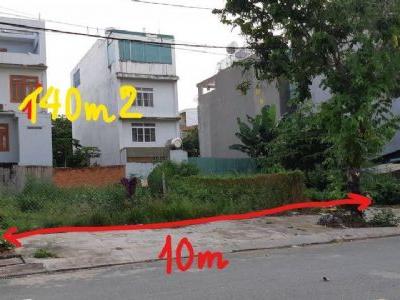 Lô đất 140m2 - Mặt tiền 10m - Giá: 21 triệu/m2 Vị trí tại trung tâm thành phố, cách Vincom 5p đi xe