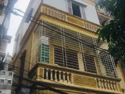 LÔ GÓC, PHÂN LÔ VỈA HÈ Ô TÔ TRÁNH KINH DOANH XÂY TÒA VĂN PHÒNG ĐỈNH Nguyễn Khoái Hoàng Mai