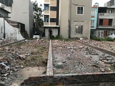 nhà Em ở Triều Khúc Hà Đông bố mẹ em có 2 mảnh đất 120m2 liền nhau muốn nhượng lại.