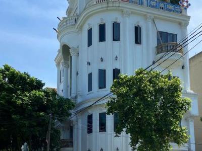 Cho thuê tầng 1+2 kinh doanh nhà mới xây trang trọng