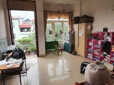 Bán nhà ở ngay, gần trường, gần chợ Mậu Lương – Kiến Hưng chỉ nhỉnh 2 tỷ.