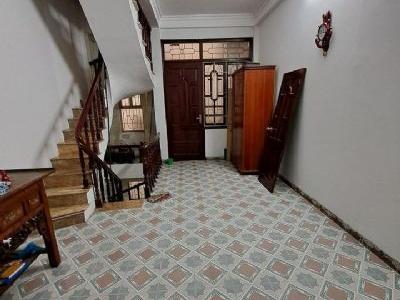 TRUNG TÂM ĐỐNG ĐA HOÀNG CẦU HÀO NAM NGÕ THÔNG GẦN PHỐ DT 35m2 MT 4.3m giá 4 tỷ