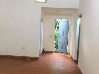 Chính chủ gửi bán ngôi nhà đẹp khang trang chỉ việc xách va ly về ở ngay tại Đội 6 Thôn Trung HL NG