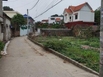 Chính chủ gửi e bán 50m2 đất Văn Quán - Đỗ Động. Ngay sát trường cấp 3 Thanh Oai A kinh doanh tốt.