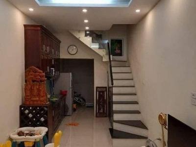 Cho thuê nhà NGÕ 124 MINH KHAI 3PN, 3 TẦNG, NỘI THẤT CƠ BẢN 12tr/tháng.