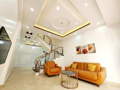 🤑Chính chủ bán nhà chuyển nhà mặt đường 🥳Sdtđ 40m2 bên trên đua thực tế 45m2 3 tầng 1 phòng khách