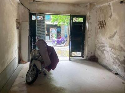 Chính chủ cho Thuê Nhà số **6,ngõ 48 Tạ Quang Bửu,Hai Bà Trưng,diện tích 120m,4 tầng giá 25 triệu.