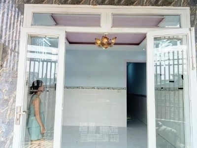 Bán nhà cấp 4 mới ở chợ Tân Vạn, Biên Hoà.