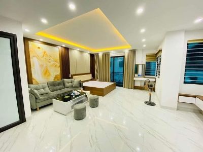 SIÊU PHẨM THẠCH BÀN- NHÀ ĐẸP -GA RA Ô TÔ-THANG MÁY 650KG-VỊ TRÍ TRUNG TÂM