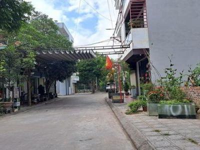 Chị chủ cần tiền nên bán rẻ ngôi nhà 58,5m2 đường 2 oto tránh nhau có vỉa hè tại p.Trần Hưng Đạo TB