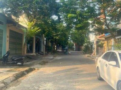 Bán 2 lô XT3 Xuân Tăng, tp Lào Cai , giáp ngay bờ sông đang kè