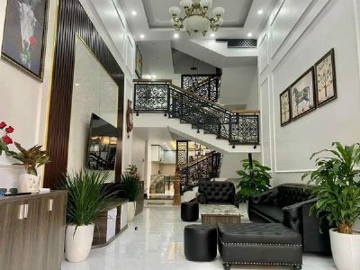CHÍNH CHỦ CÓ NGÔI NHÀ MỚI XÂY 3 TẦNG PHONG CÁCH THỜI THƯỢNG HIỆN ĐẠI TỶ MỶ TỪNG MI NI MÉT