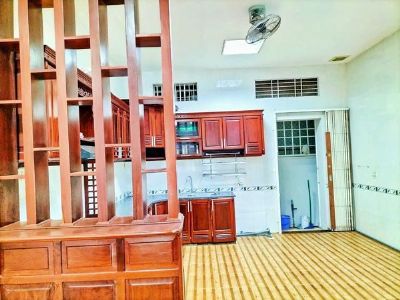 NHÀ ĐẸP MẶT TIỀN 1 TRỆT 2 LẦU Ngay Sát Ngã 4 Ngô Quyền & Đinh Tiên Hoàng P9 Tp Cà Mau