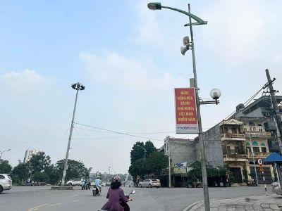 Bán đất 81,5 m2 gần bờ hồ công viên văn lang phường Tiên Cát, sẵn nhà 2 tầng cũ ở trên có thể ở tạm