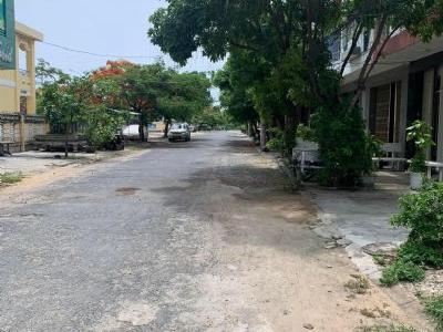 Anh chị cần mua đất đường to rộng liên em nhé Diện tích 60 m2 sổ Hồng