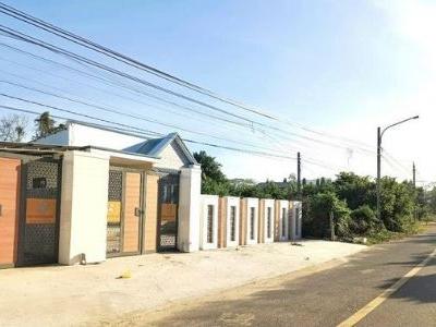 Cần bán đất và nhà giá siêu tốt diện tích 287m2 mt nhựa Long Mỹ, Đất Đỏ