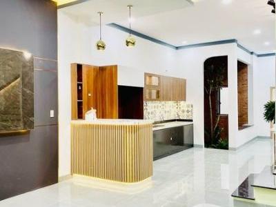 Bán căn nhà phố gác đúc cực đẹp kp5 Trảng Dài gần trường Đại Học Công Nghệ Đồng Nai