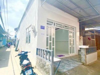 Nhà Góc Hẻm 135 Nguyễn Chí Thanh P.Rạch Sỏi TP rạch giá GIÁ 990TR