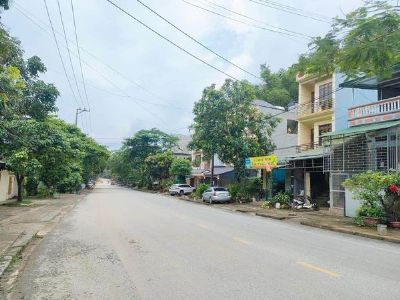 Chính chủ cần bán Mảnh đất nằm ở trục chính Đường 20/8 thành phố Hà Giang