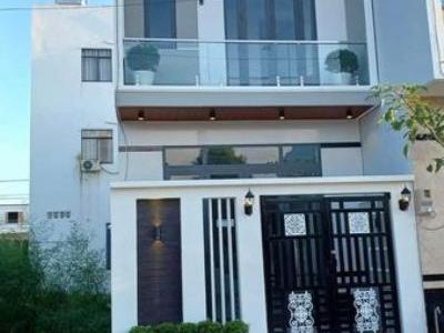 BÁN NHÀ 1 TRỆT 1 LẦU HƯỚNG BẮC, KDC TRÀNG AN TP BẠC LIÊU.
