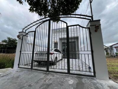 bán nhà Diên Sơn. Đường Bầu Bạn 5. diện tích nhà 126m. nhà có 3P ngủ Phòng Khách + Phòng thờ.
