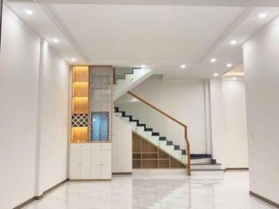1 siêu phẩm nằm ngay hẻm 162 trường chinh thông tứ hướng luôn: ngô gia khảm, nguyễn văn linh...