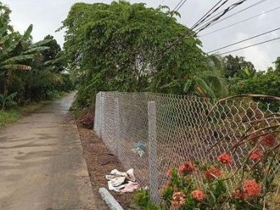 Chính chủ gửi bán nền 12 x 37 diện tích: 438m2 có thổ cư, đất đẹp rộng rãi vuông vức