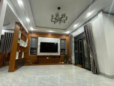 Bán BIỆT THỰ Ngay Vòng Xoay Hùng Vương Thị Xã Đồng Xoài cách 300m