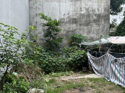 chính chủ bán gấp 30m đất tổ 1 phúc lợi , long biên