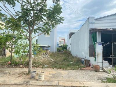 Bán đất mặt tiền khu Tiểu Dự Án Vệ Sinh Môi Trường Mặt tiền Huỳnh Tịnh Của Quy Nhơn
