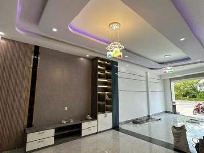 BÁN NHÀ 1 TRỆT 1 LẦU HƯỚNG BẮC, KDC TRÀNG AN TP BẠC LIÊU.