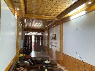 Bán Nhà 4 Tầng Mặt Tiền Kinh Doanh Phường Hữu Nghị Thành Phố Hoà Bình